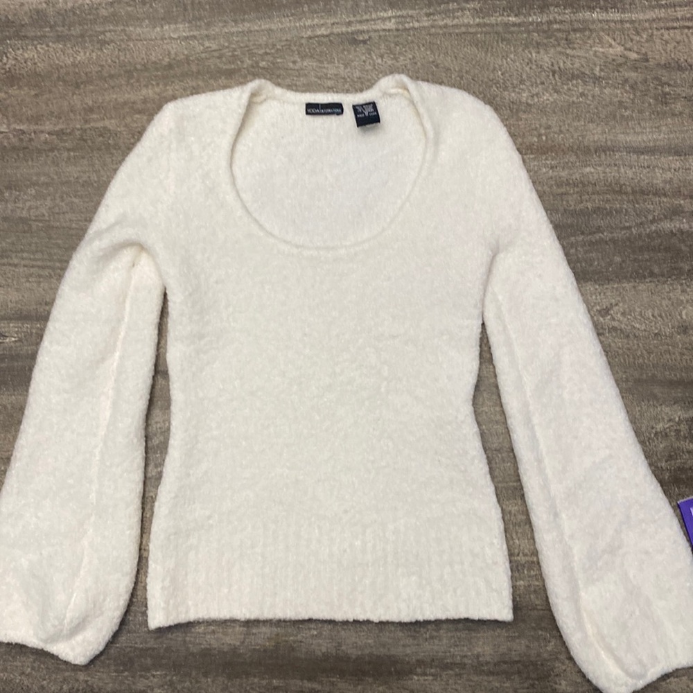 Beautiful Wool blend sweater - Picture 1 of 8